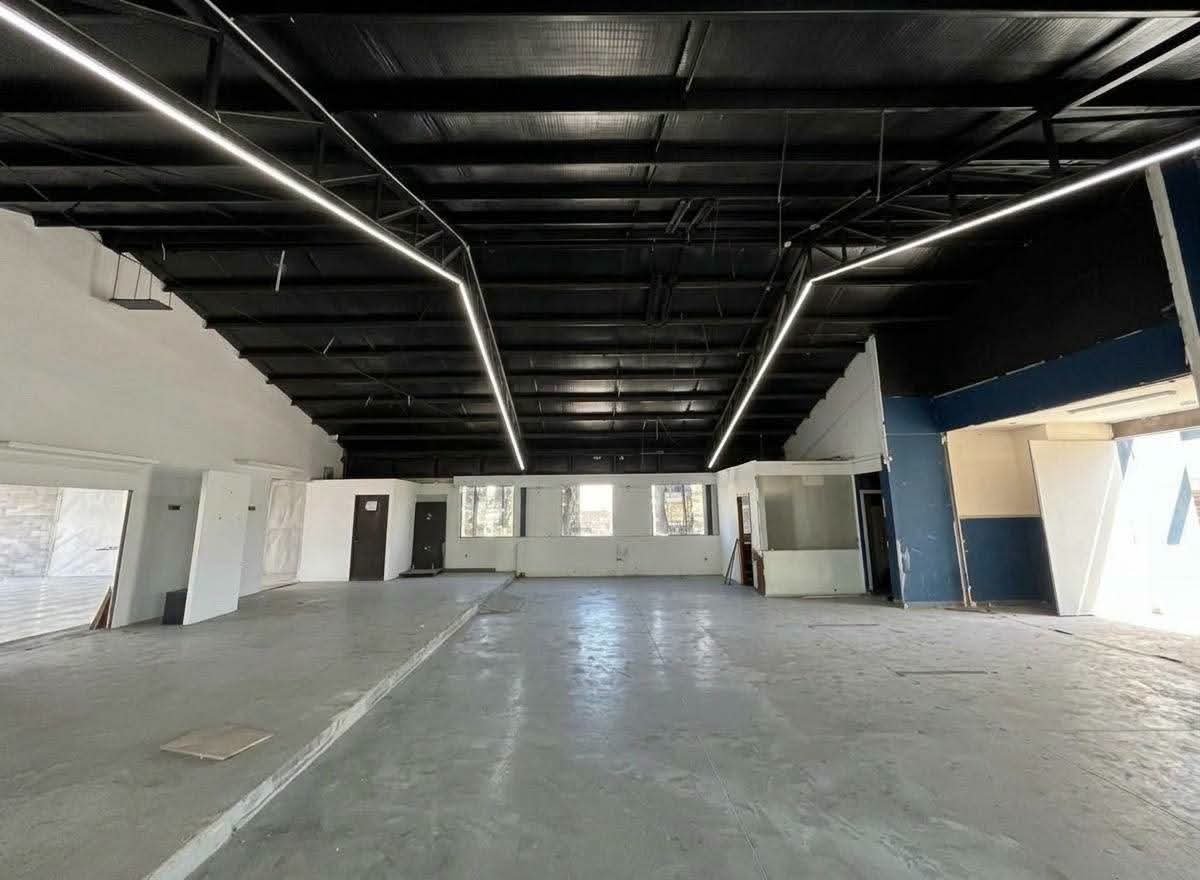 Local comercial en Granjas - Foto 4