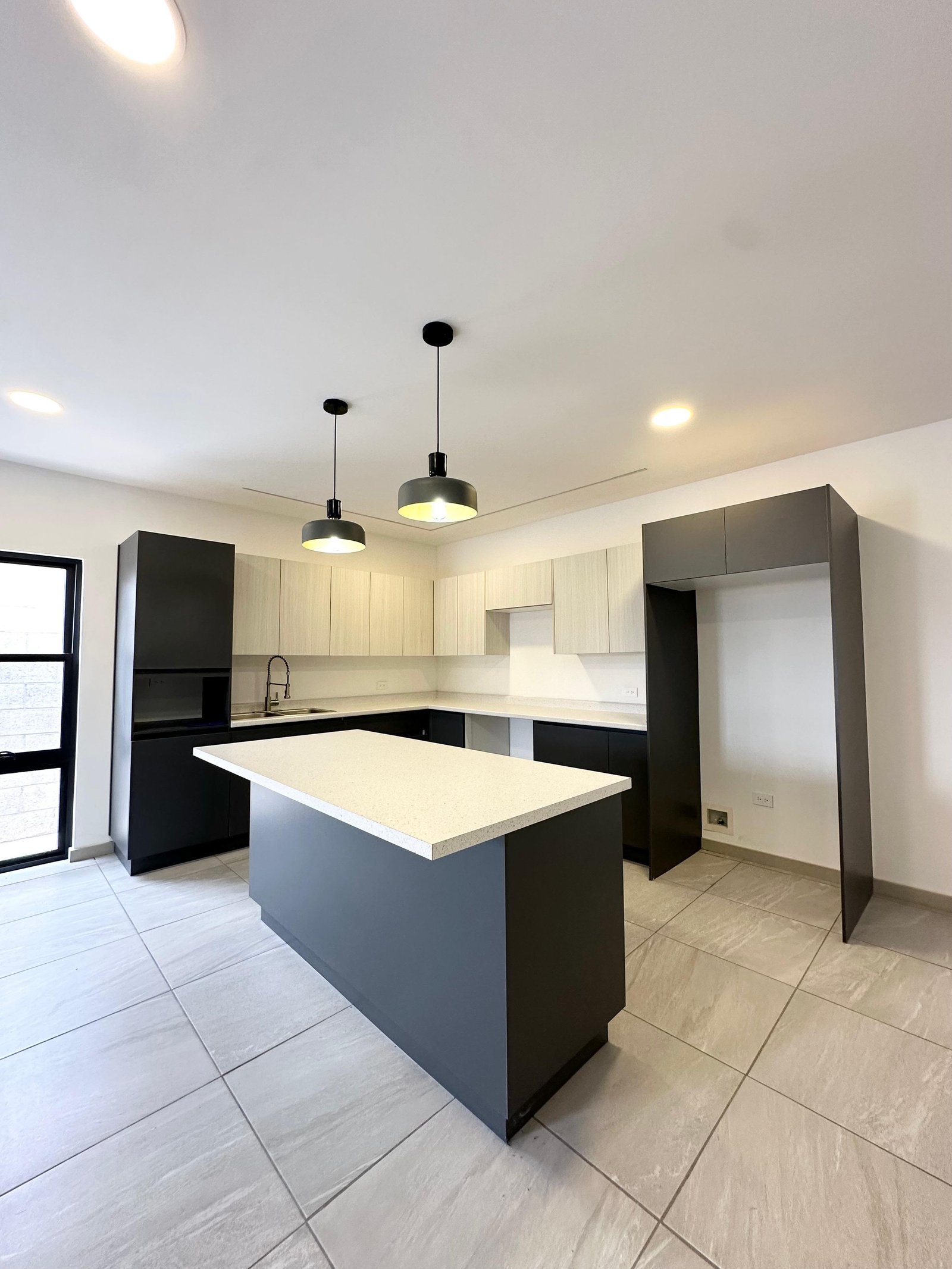 Casa en RESIDENCIAL LEONES - Foto 3