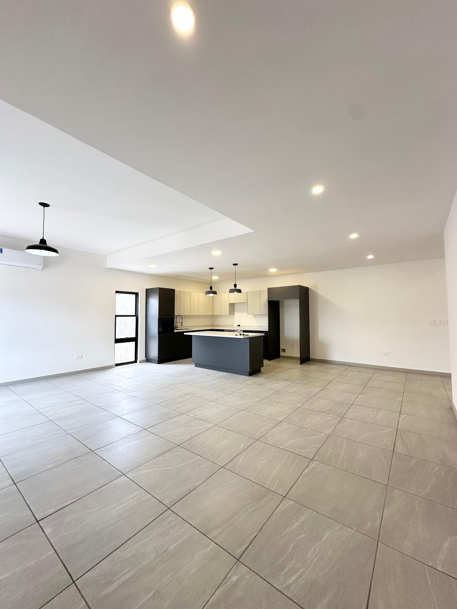 Casa en RESIDENCIAL LEONES - Foto 2