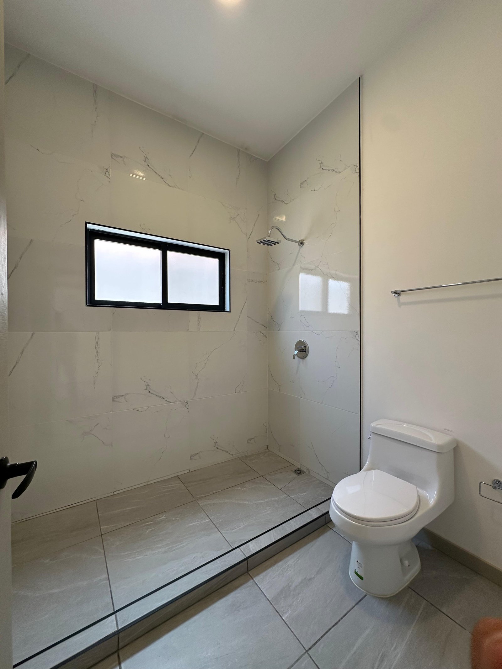 Casa en RESIDENCIAL LEONES - Foto 10